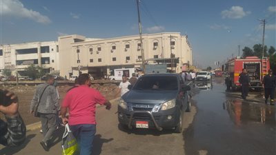 احتراق 4 سيارات بجوار موقف سيارات بنها العمومى 