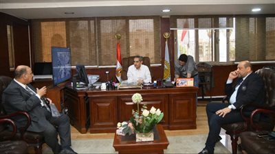 محافظ الغربية يلتقي أعضاء مجلسي النواب والشيوخ لبحث طلبات المواطنين