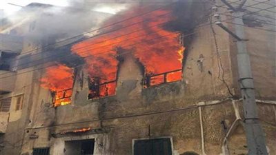 حريق يلتهم منقوﻻت 3 أحواش بسبب فرن بلدي بالمراغة