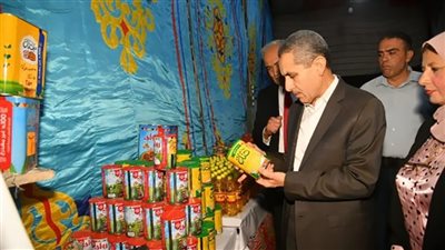 محافظ الغربية يفتتح معرض للسلع الغذائية بالسنطة