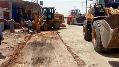 رفع ٢٤ ألف طن قمامة ومخلفات مبانى بالشرقية في شهر