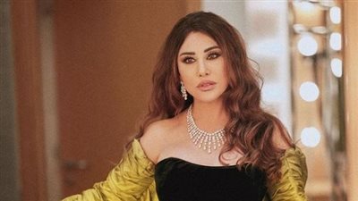 نجوى كرم تتحرر من رتابة إطلالتها وتظهر كنجمات هوليوود