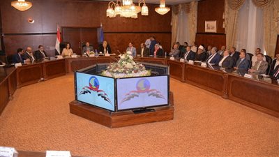 اجتماع اللجنة الوطنية التنسيقية لمكافحة ومنع الهجرة غير الشرعية بالبحيرة 