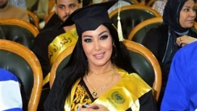 سمية الخشاب عن حصولها على الدكتوراة الفخرية: نتاج تعب سنين 