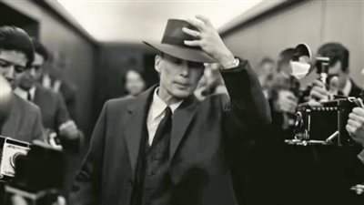 Oppenheimer.. كيف اختبر كريس نولان أول قنبلة ذرية (فيديو)