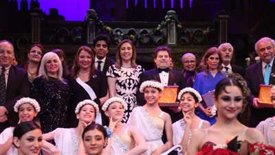 وزيرة الثقافة: المعهد العالي للباليه أهم روافد الفنون الراقية فى مصر 