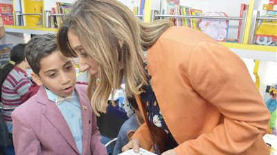 صور.. قنا ضمن 6 محافظات مستهدفة بمشروع المكتبات المتنقلة 