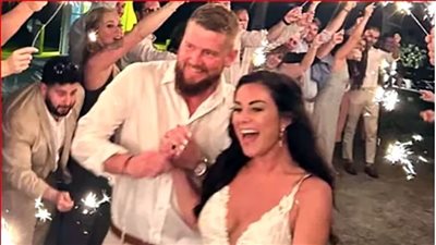 سائقة مخمورة تحوّل حفل زفاف لمأتم قاتم 