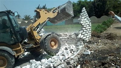 بني سويف : إزالة 218 حالة تعد على الأراضي الزراعية