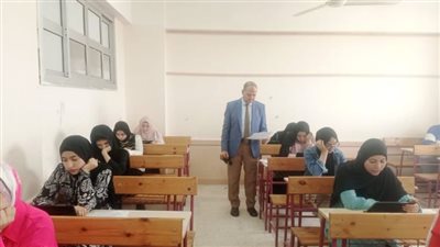 315 ألفا و459 طالبا وطالبة يؤدون امتحانات النقل بكفر الشيخ