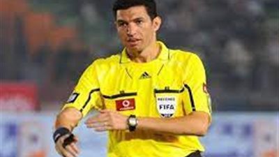  جهاد جريشة.. حكم مباراة الزمالك وبروكسي تغاضى عن 3 ركلات جزاء 