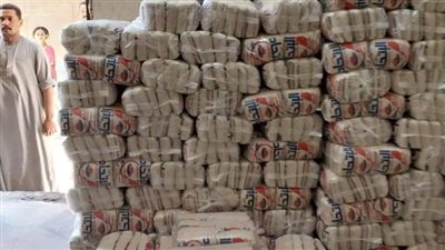 ضبط 6.5 طن سكر بنجع حمادي 