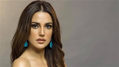 درة زروق تخطف قلوب محبيها بالأسود المجسم المثير.. بعد الفوز بقلب الأجهر