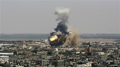 طائرات إسرائيل تشن غارات جديدة على منازل غزة