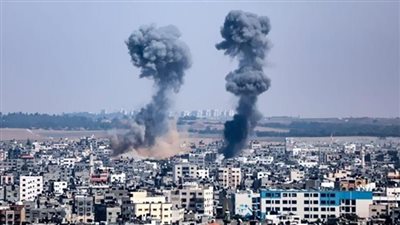 أستاذ قانون دولي يصف العدوان على غزة بالجريمة الحربية المتكاملة