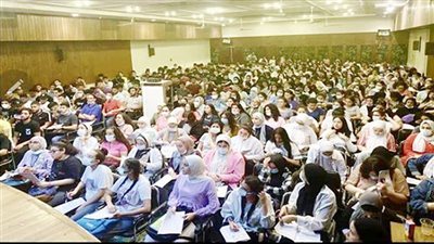 المراجعات النهائية «سبوبة» موسم الامتحانات