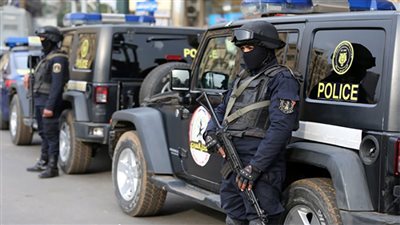 شاب ينهي حياة والدته المُسنة عن طريق الخطأ.. تعرف على القصة