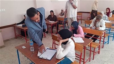 الهدوء يسود لجان إمتحانات الإعدادية بالبحر الاحمر