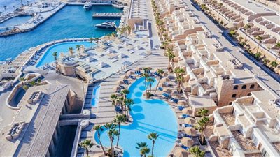 منتجع بيك الباتروس سيتادل سهل حشيش يحتفل بالعيد السنوي الخامس بالغردقة