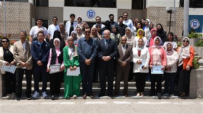 تكريم الأمهات المثاليات للطلاب ذوي الهمم بجامعة قناة السويس