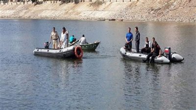 غريق في النيل ينتظر انتشال جثته ببنها 