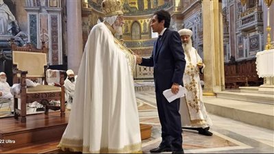البابا تواضروس يصلي قداس الأحد بكاتدرائية 