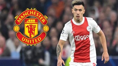 مانشيستر يونايتد يكافئ نجمه الأرجنتيني