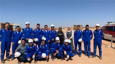 تدريب 45 طالبًا بعلوم البترول بجامعة مطروح 