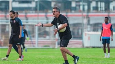  أوسوريو يحذر لاعبي الزمالك من تكرار الأخطاء
