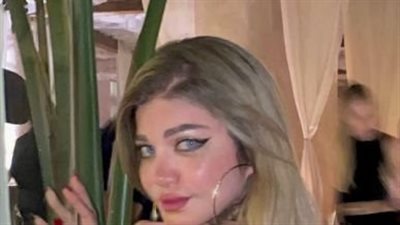 ياسمين الخطيب تثير حيرة متابعيها بأحدث إطلالاتها (صور)