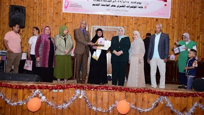 جامعة سوهاج تنظم احتفالية لتكريم الأمهات المثاليات