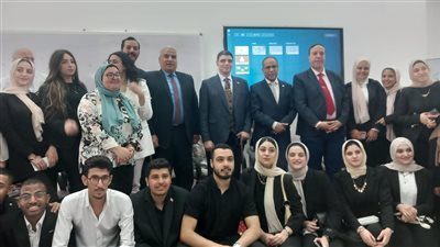 مؤسسة حياة كريمة تنظم ندوة توعوية بجامعة قناة السويس
