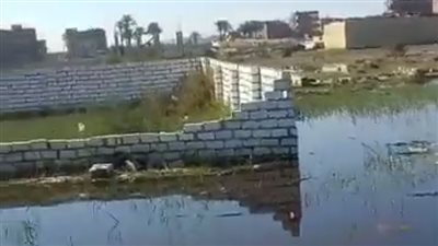بدء أعمال تجفيف الأراضي والطرق بقرية الحجاز بالإسماعيلية 