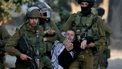 إصابة 6 فلسطينيين بالرصاص الحي والمطاطي خلال اقتحام قوات الاحتلال مقام يوسف