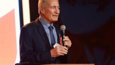 حسن مصطفى يتعرض لوعكة صحية في مقر الأهلي بالشيخ زايد