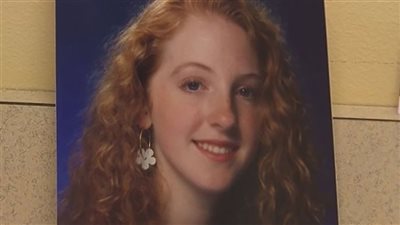 عقب سيجارة يقتص لجميلة واشنطن ضحية الغدر 