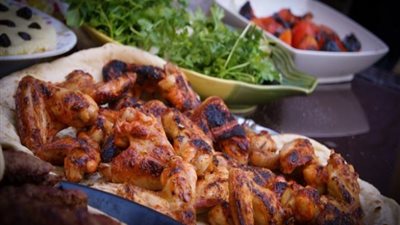 تتبيلة الدجاج المشوي على الفحم بالزبادي