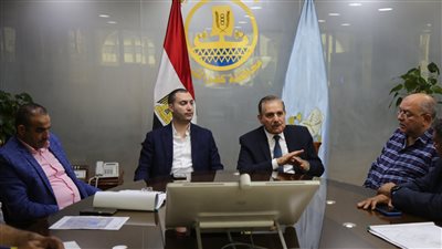 محافظ كفر الشيخ يناقش خطة تطوير وتجميل ميدان الدسوقي 