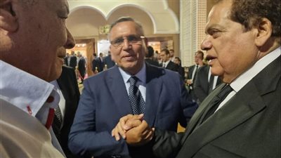 رئيس الوفد يؤدي واجب العزاء في وفاة شقيق النائب محمد أبوالعينين 