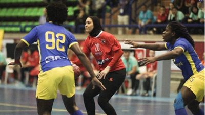 سيدات يد الأهلي يخسرن أمام بترو أتليتكو الأنجولي ببطولة كأس الكؤوس