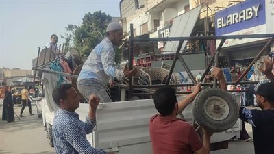حي حلوان يشن حملة لإيقاف اعمال بناء مخالف ورفع الاشغالات 