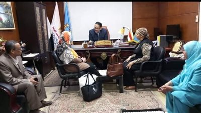 اجتماع وكيل تعليم الغربية مع مسئولي تطوير اللغة الفرنسية بالوزارة 