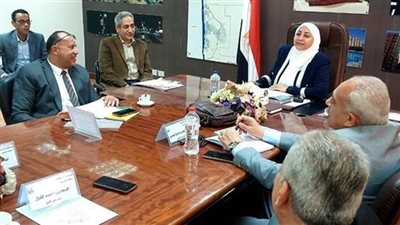 نائب محافظ القاهرة تبحث سبل التعاون المشترك مع جهاز تنمية المشروعات