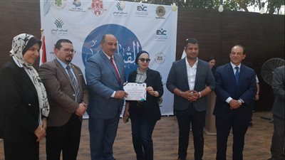 يسري الديب: 