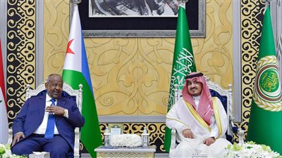الرئيس الجيبوتي يصل جدة للمشاركة في القمة العربية
