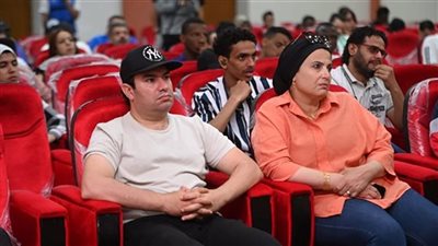 وفود 16 دولة عربية يناقشون 