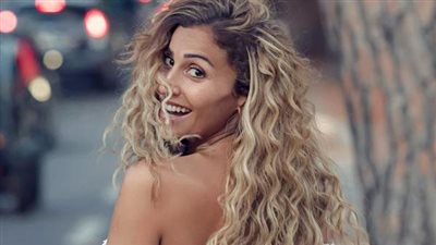 دينا الشربيني تمرُّ بقصة حب جديدة بعد 