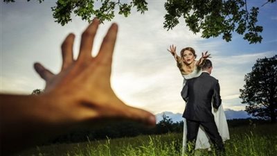 نص قانون وهمى يُشعل فتنة بين الشباب والفتيات..  والمحامى محفوظ 