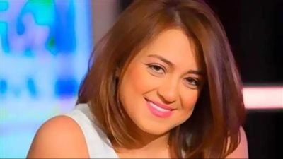 مروة عبدالمنعم تهاجم المحجبات: 