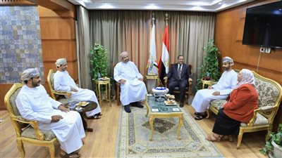 التنظيم والإدارة يستقبل وفدًا عُمانيًا لتبادل الخبرات في تقييم الموارد البشرية